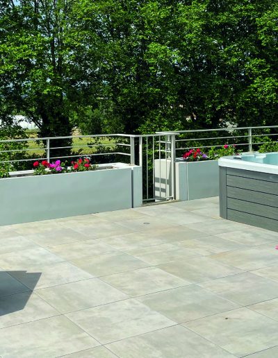 Spa pas cher 7 places - 47 jets - BeWell Canada Auvergne