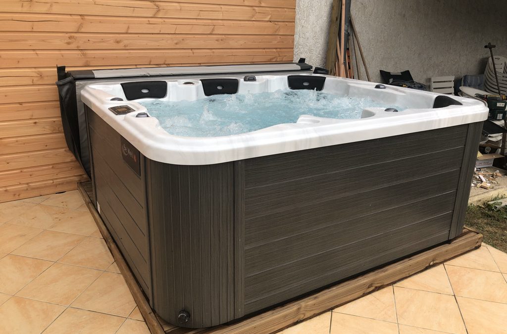 Installation d’un Jacuzzi 4-5 places à Issoire